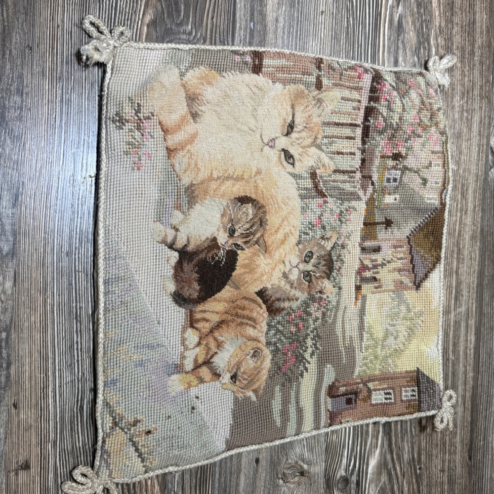 Vintage 1992 Ruane Manning Peking Handicrafts Cat Needlepoint Pillow Cover
